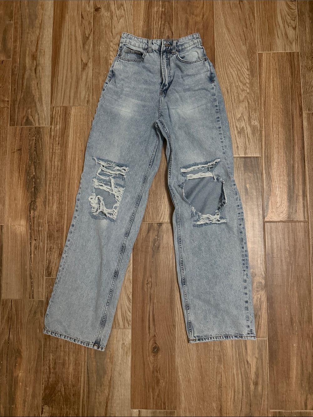 Womens Light Blue Distressed Straight-Leg Jeans